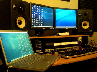 Illustration for article titled Giz Readers' Best Computer Rigs Contest